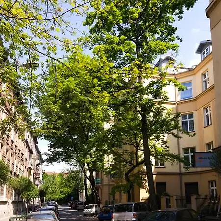 Live Like Locals: Market Square X Jewish District Apartment Krakow